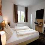 Diana Hotel